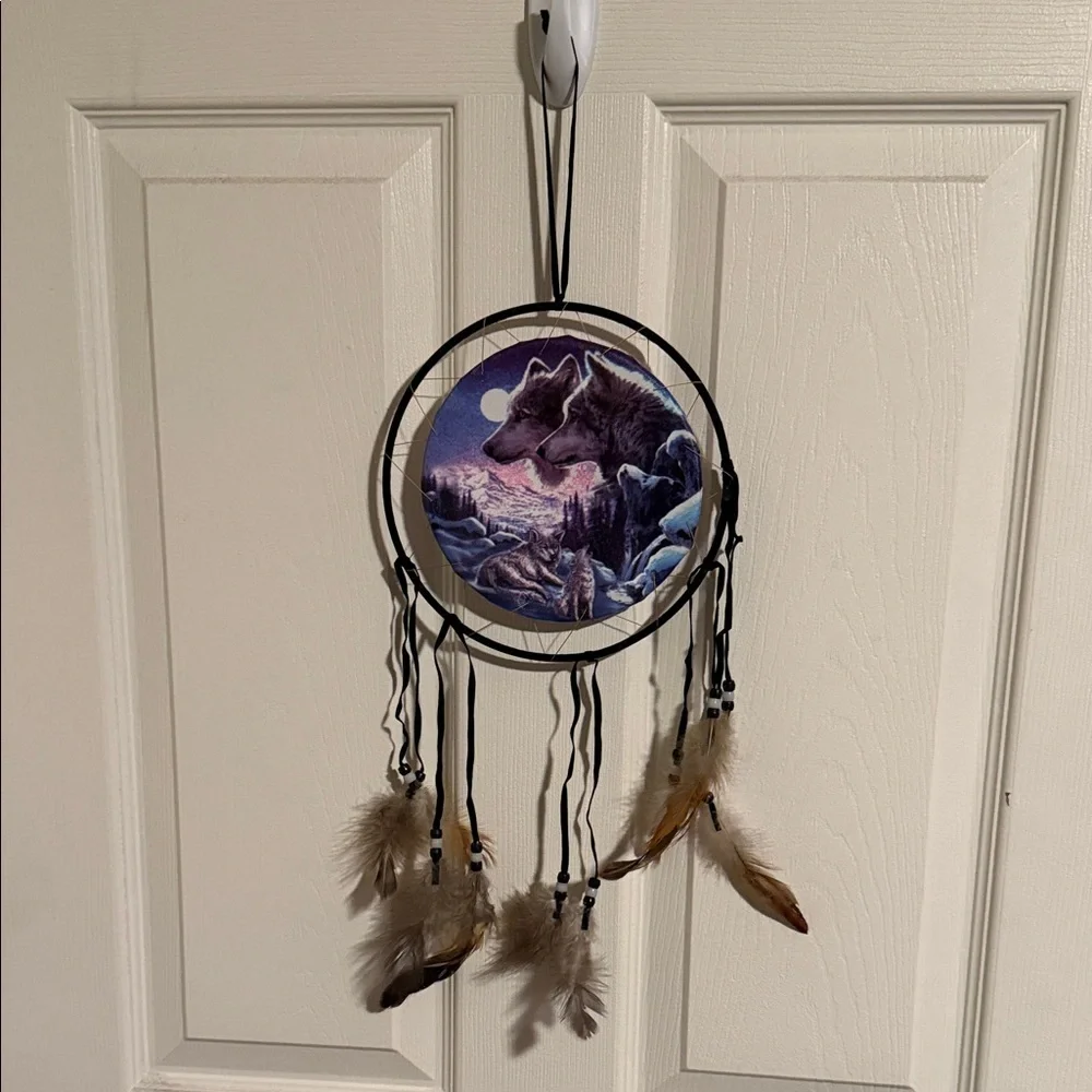 Wolf Dreamcatcher with Feathers - Black and Brown